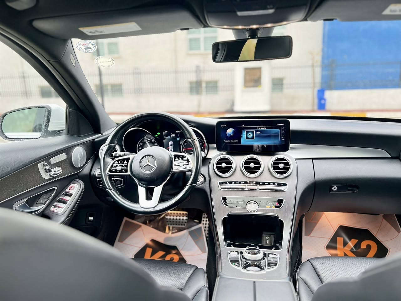 Mercedes benz-C300-AMG
🗺️🗺️مكان السيارة بغداد حاليا🚘🚘
💎اللون//ابيض (ثلجي)..
💎الموديل(2020)..
💎عداد المسافة// (٥٠ ألف)..
💎..رقم السيارة (اربيل)..

☑️☑️مواصفات وتفاصيل السيارة 👇👇
**فتحة سقف(سلايد روف).
**المحرك//2.0لتر توربو -4سلندر.
**ناقل حركة(9نمر)..
**شاشة معلومات وسطية(حجم كبير).
**تحكمات كاملة بالستيرن☑️
**نظام ملاحة (Navigation)+(Car play)..
**حساسات امامية وخلفية+كاميرا خلفية..
**مقاعد جلد اسود ودشبول مطعم بالصاج ..
**نظام تثبيت السرعة مع رادارات أمامية وخلفية وجوانب.
**تشغيل بصمة مع نظام دخول ذكي لجميع الابواب.
**تدفئة ستيرن+أنارة محيطية (64لون)..
**بصمة ابواب مع الجنطة بصمة فتح وغلق كامل..
**كشنات الامامية تدفئة مع نظام خزن (ميموري)..
**كشنات الأمامية كهربائية .
**صندوق كهرباء+(5أنظمة قيادة).
**لايتات ليد (٨عدسات)+بك لايت ليد
*شحن وايرلس(Auto).
**سستم سماعات برومستر.
**نظام auto stop+auto hold.
**هيكل (AMG)بلادي شركة..
**ويل كب حجم (١٨)مع تخم تايرات دنلوب لوك..
**عدة ألاسعافات والهوك والجنطة واللوحة وياهن..

ملاحظة//السيارة حادثه سطحي جاملغ ألامامي الايمن  ربعه ومبدل ومبخوخ مع جاملغ خلفي الايمن وشوية من الباب الخلفي مسوي مباوك فقط بدون تعديل بارد بدون شخوط وبدون أي أيرباك (كله سليم عله وضع شركة)ومسويله بوليش وتشميع ..

☑️☑️ملاحظة.السيارة بدون أي خلل كير ومحرك  وحداديةبشرط انطيك اياه وكهربائيات شغالة ومسويله سيرفس دهن وفلاتر ومي راديتر (أنتي فريز)وبدون أي نقص جديدة.

السعر💸💸
( رقمي لجاد بالشراء (***********)🌹🌹
