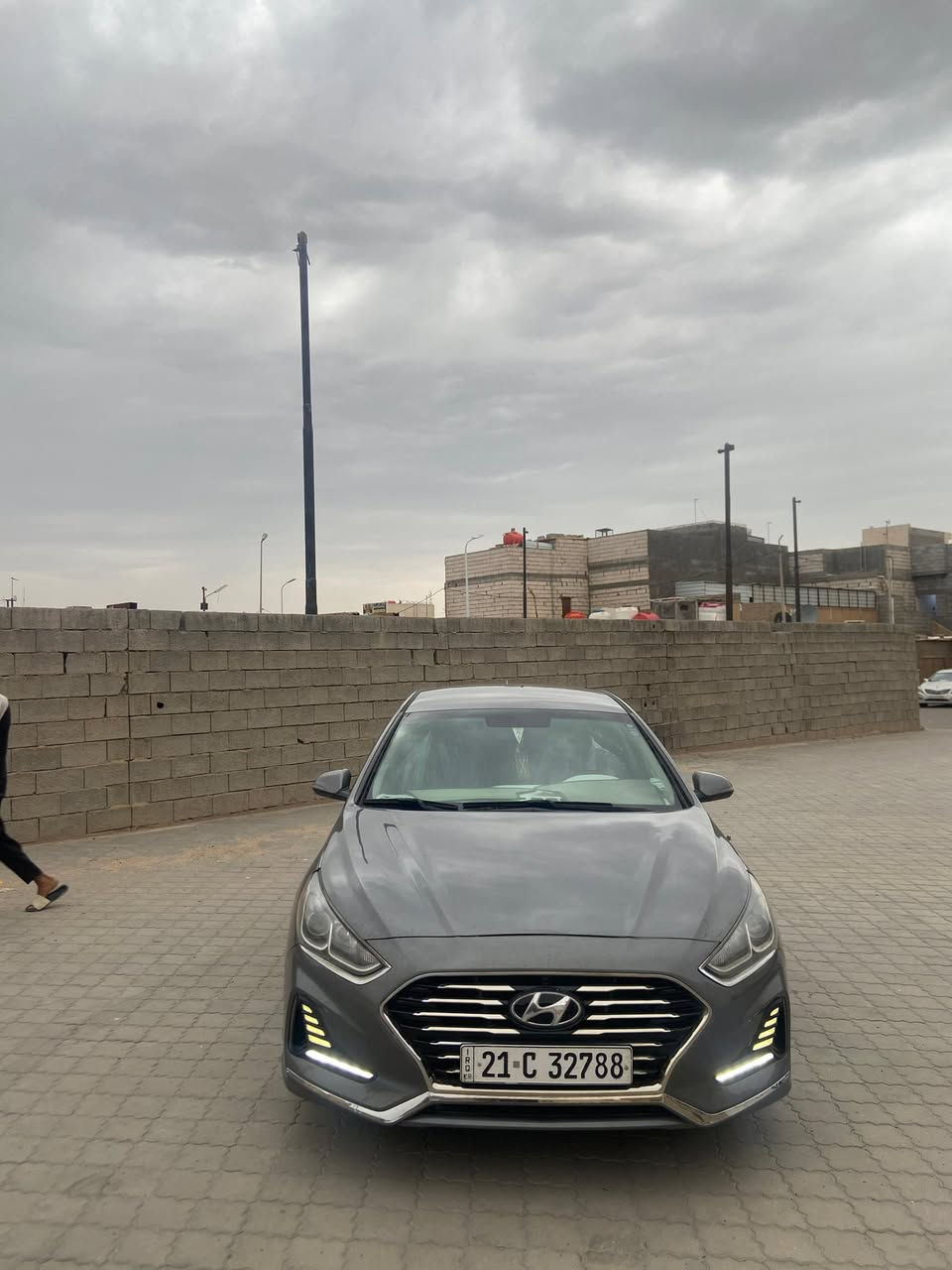 السلام عليكم

سوناته وارد كندي مديل 18 مكينه GDI 2400 حادثها دعاميه اماميه صبغ بنيد ودعاميه فقط تخم تاير وحداديه جديده رادارات وكامره خلفيه  رقم جديد سنويه ل30 سياره جاهزه السعر 135 وبيها مجال قليل شراي يتصل ويجي يشوف بعينه مكلف بالنشر التواصل الاتصال  ع ***********
