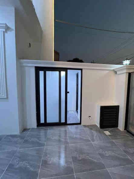 عروض مميزة طابقين واجهة ملكية

مساحة كل عقار : 100m
 
موقع 📌 : كركوك شوراو خلف صيدلية جيهان قرب السيادين

سعر كل دار :  72 مليون قابل لتفاوض 

عدد غرف كل دار : 3 غرف نوم

للأستفسار : التواصل على رقم التالي 

 📞***********
