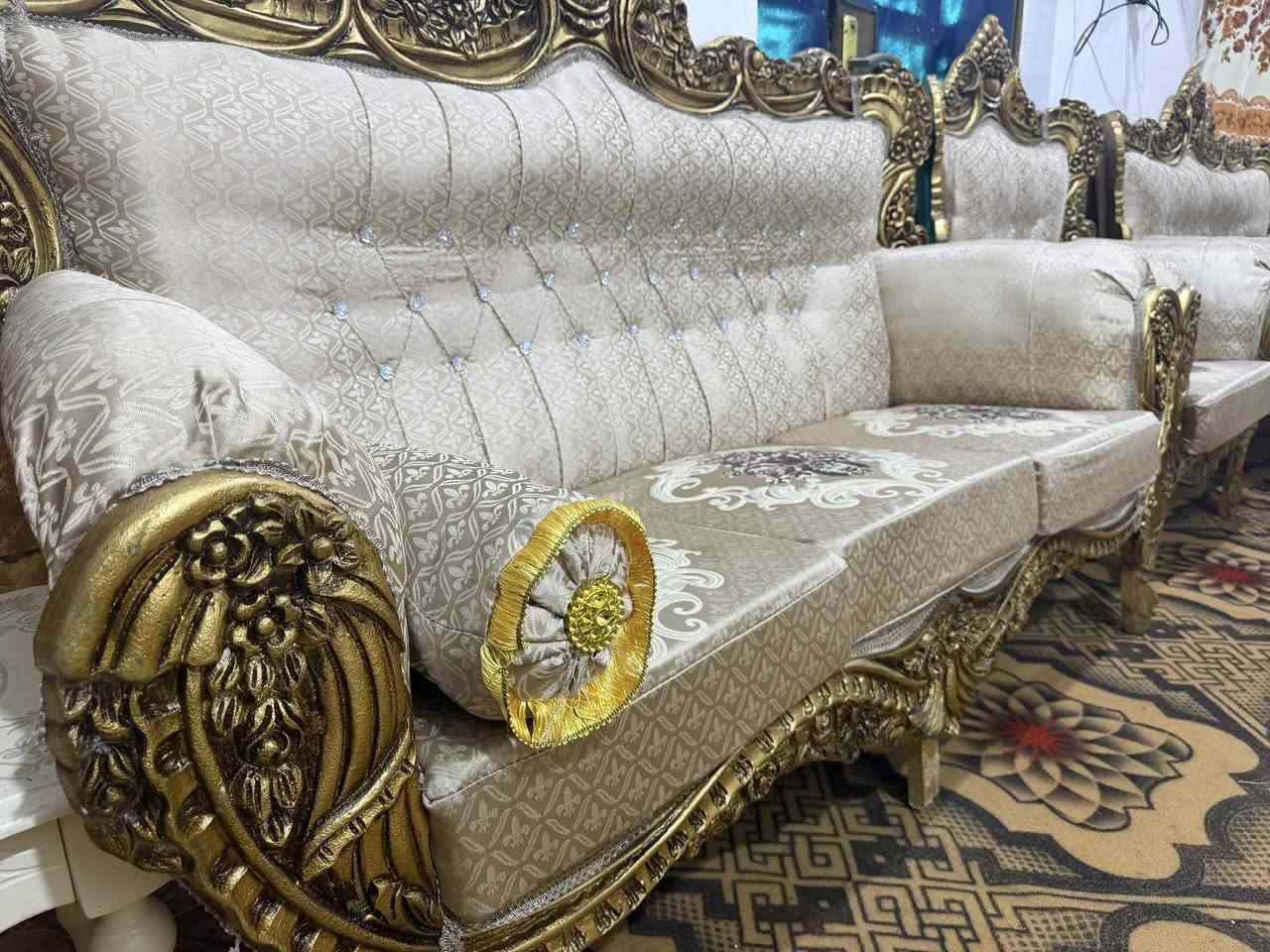 السلام عليكم قنفات للبيع مستخدمات فقط 7سبوع. درجه اوله اخذتهن اب 750 الف. او محتاج او اريد ابيع   السعر 600بيهن مجال.   الرقم : *********** 
المكان قضاء المدينه منقطة الشروق قرب مدرسه شبعاد الابتدائيه
