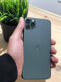 ايفون ١١ برو ماكس • ٦٤ • بطارية ٦٩