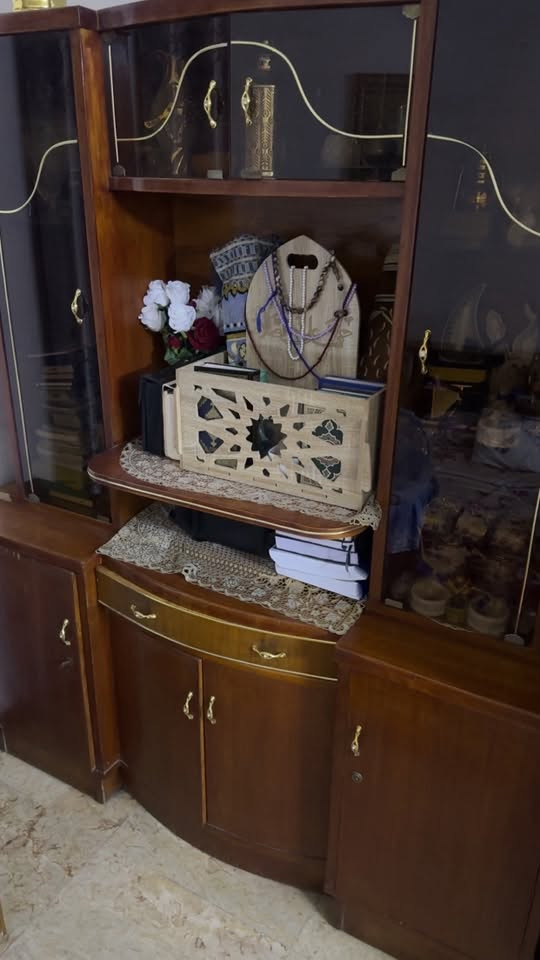 معرض صاج القديم الأصلي بسعر 100فقط العنوان بغداد حي الاعلام للتواصل واتساب ***********
