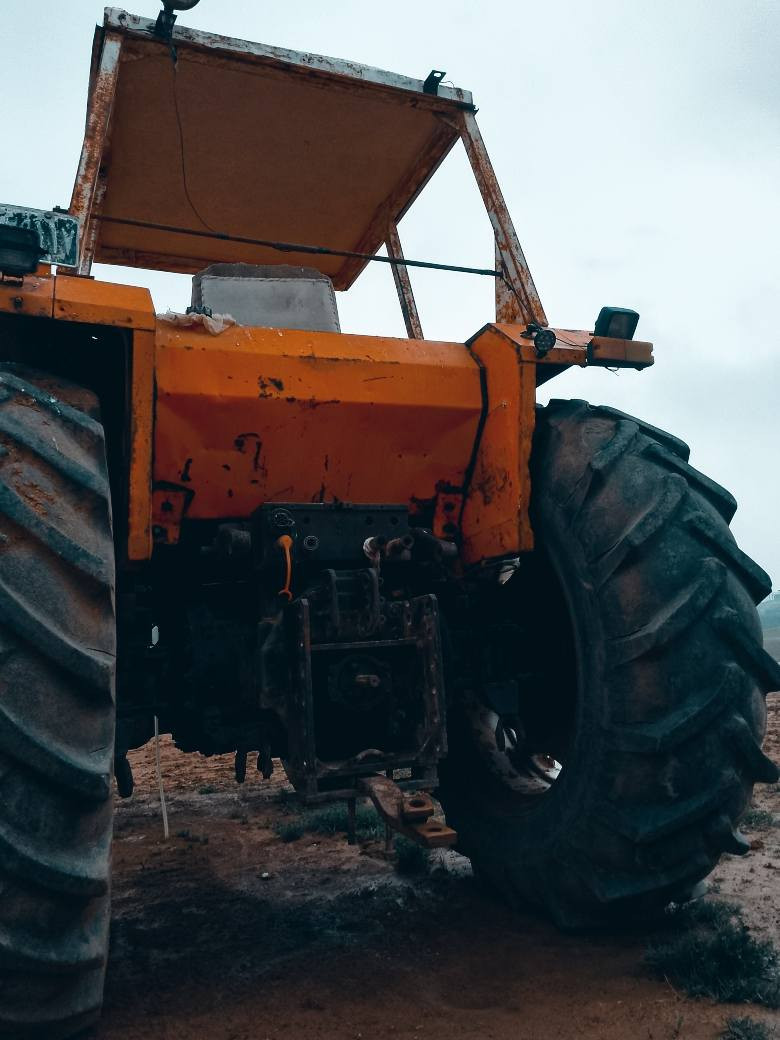 تركتر فيات للبيع حجم. 1300//كير واكسن وضع شركه محرك معمر رايمن السعر اتصال ***********
***********
