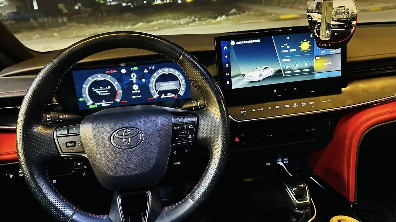 السلام عليكم 
للبيع كامري 2024 
تجميع صيني 
فول مواصفات ال s
تحكمات استيرن 
تحديد مسار 
ثلاث انطمه قياده 
رادار امامي رادار جانبي رادار خلفلي 
السياره توكلر +بنوراما 
شاشه كبيره تدعم الكار بلي 
كشنات شامواه +جلد 
تتفئه تبريد كشنات 
بصمه تشغيل
تحديد مسار 
قياده ذاتيه 
عداد سرعه 
اشاير بل مري 
ترحيب الابواب 
السياره ماشيه 28 الف حقيقي
الداخل لون احمر
يدات نيكل اسود
ويل 18 
لايتات زنون 
مكفوله من الضربه والصبغ 
السياره رقم اربيل بسمي شرط التحويل
السعر 255 وبيها مجال للشراي 
رقم الهاتف ***********
