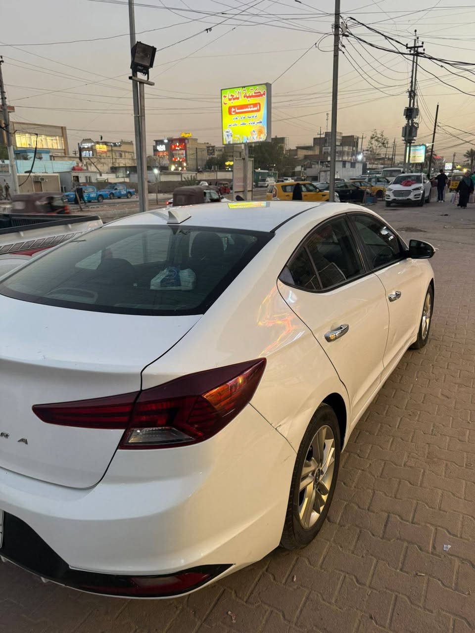 النترا 2020 رقم بغداد فول مواصفات حادثه موضح بالصور السعر 135وبيها مجال مكانها بغداد مدينه الصدر ‏‪***********‬‏
