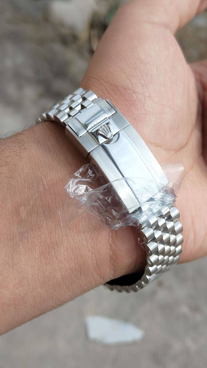 رولكس جي إم تي  او تماتيك كوبي ماستر. وزن ثقيل السعر 75 شراي خاص


**إذا كنت صاحب هذا الإعلان وتريد حذفه لأي سبب، رجاءا أرسل رسالة إلى الدعم الفني**