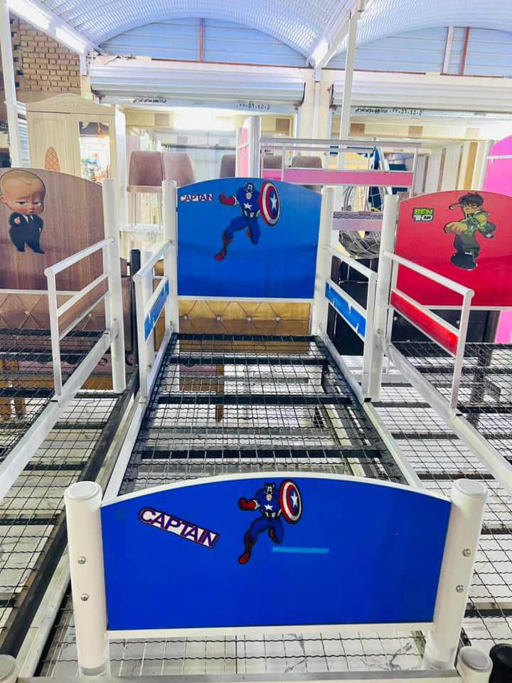 سريرنفر اطفال او كبار ع ٨٠ الف 
سرير طابقين اطفال ١٥٥ الف الكبار ١٦٥ الحجز واتساب *********** بغداد, العراق
