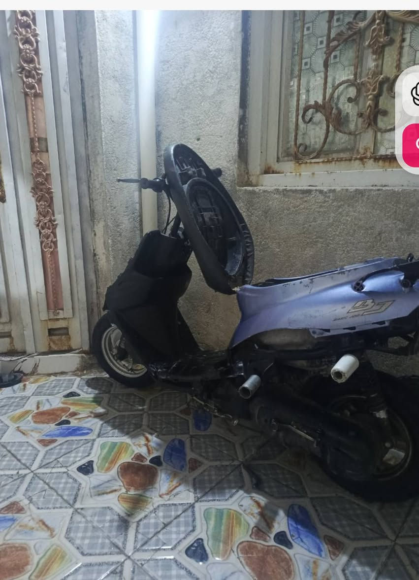 سلام عليكم اعادة نشر بسبب الوعود الكاذبه دراجة بيجي 60 للبيع خير من الله الشراي يراسلني***********
