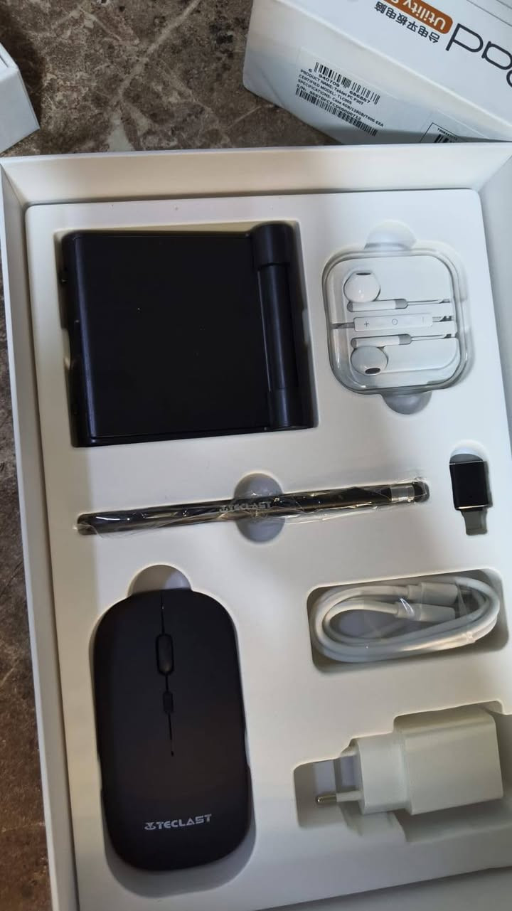 تابليت واحد ذاكرته 128سعرة 125
وثاني ذاكرته 64سعرة
ب100
الاستفسار 
***********
