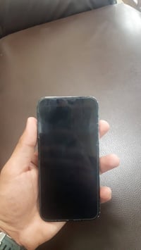 من رخصت الادمن ايفون 13 برو ماكس ذاكره 256 بطاريه 85 جهاز نضيف مامفتوح...