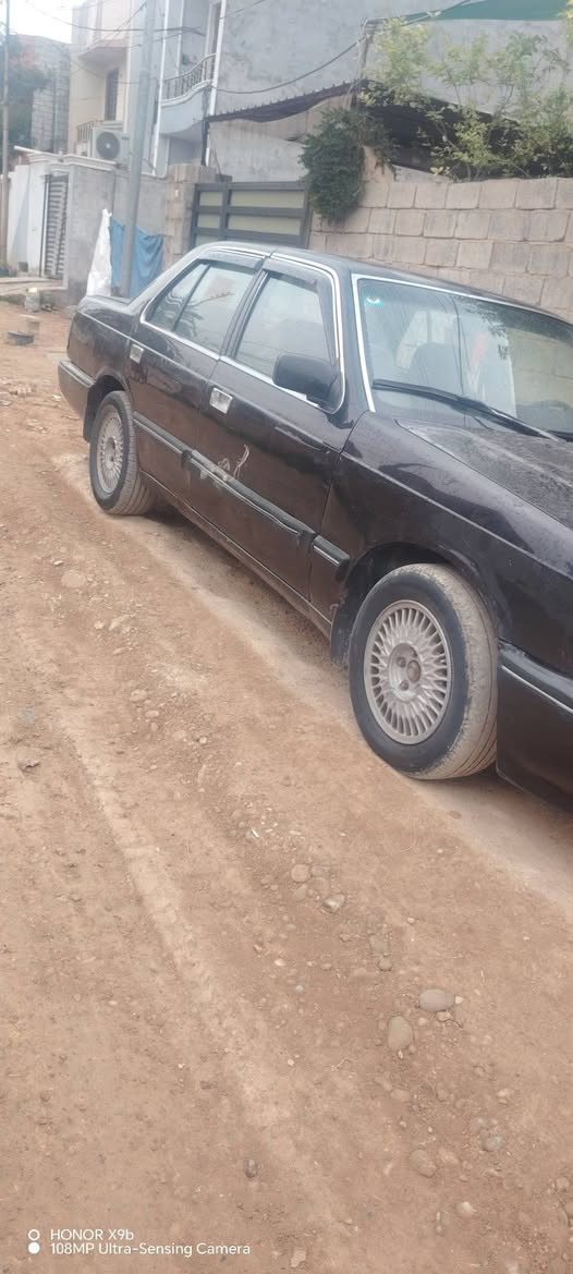 سلام عليكم سياره بونتيشا 94محرك 2000بلادي امسكر كير مكفول رقم بغداد انكليزي كهربائيات كله شغاله تبريد شغال شياشه كامره كله شغاله السعر 31وبيه مجال ***********.   ***********
