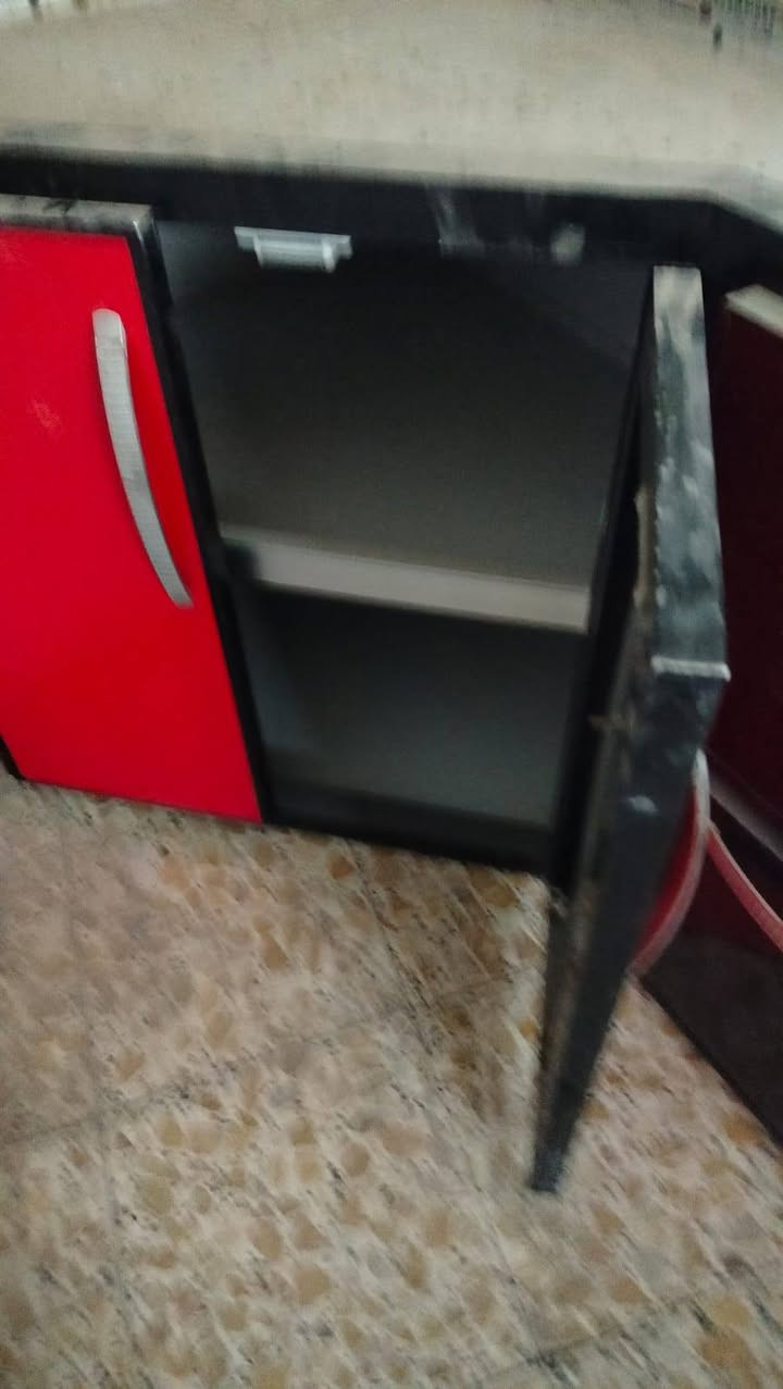 كاونتر للبيع
قياس مترين ونص استعمال قليل جدا وسنگ متر ونص مع الملحقات
سعره500وبي مجال


**إذا كنت صاحب هذا الإعلان وتريد حذفه لأي سبب، رجاءا أرسل رسالة إلى الدعم الفني**