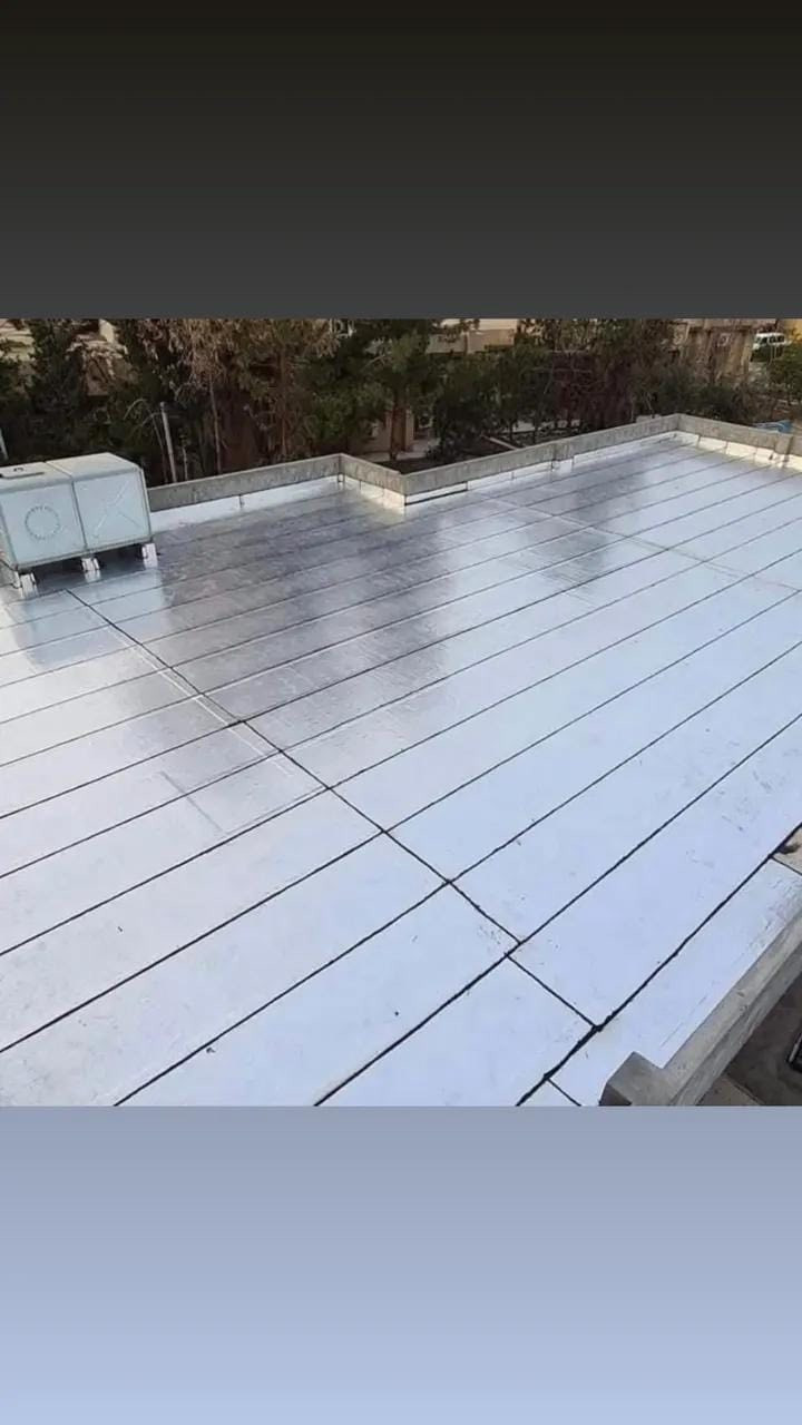 شركة الفهد لتغليف سطوح المباني والمنازل والشركات الحكومية والاهليه والمدارس والمسابح والمطاعم بالأيزوكام العاكس للحرارة والمانع للرطوبه مع ضمان جودة العمل لمدة 5 سنوات كرسته وعمل يستلم الزبون وصل ضمان من قبل الشركة ( شركة الفهد ) مع افضل الكوادر المحترفه بمادة الأيزوكام وبأشراف مهندس خاص بفتره ‏لا تقل عن 15 سنة ،، الأيزوكام الحل الجذري لكل مشاكل السطح يغنيك عن التراب والشتايكر والفرشي واللباد والأسفلت وغيره .. خفيف الوزن السمك 6mm ألياف ومواد عازله للرطوبه وبنسبة حمايه 100‎%‎ متوفر الأيزوكام الايطالي والايراني والتركي الاسعار تختلف حسب المساحه والحجم عملنا في جميع مناطق البصرة فقط ( كل الي عليك تتصل بينا واحنه نجيك نسوي كشف عن السطح وننطيك السعر المطلوب) والشغل المحترف ؛ الأسعار تبدأ من 4 و 5 و 6 للمتر المربع كرسته وعمل *********** نعمل في مناطق البصرة حصراً.
