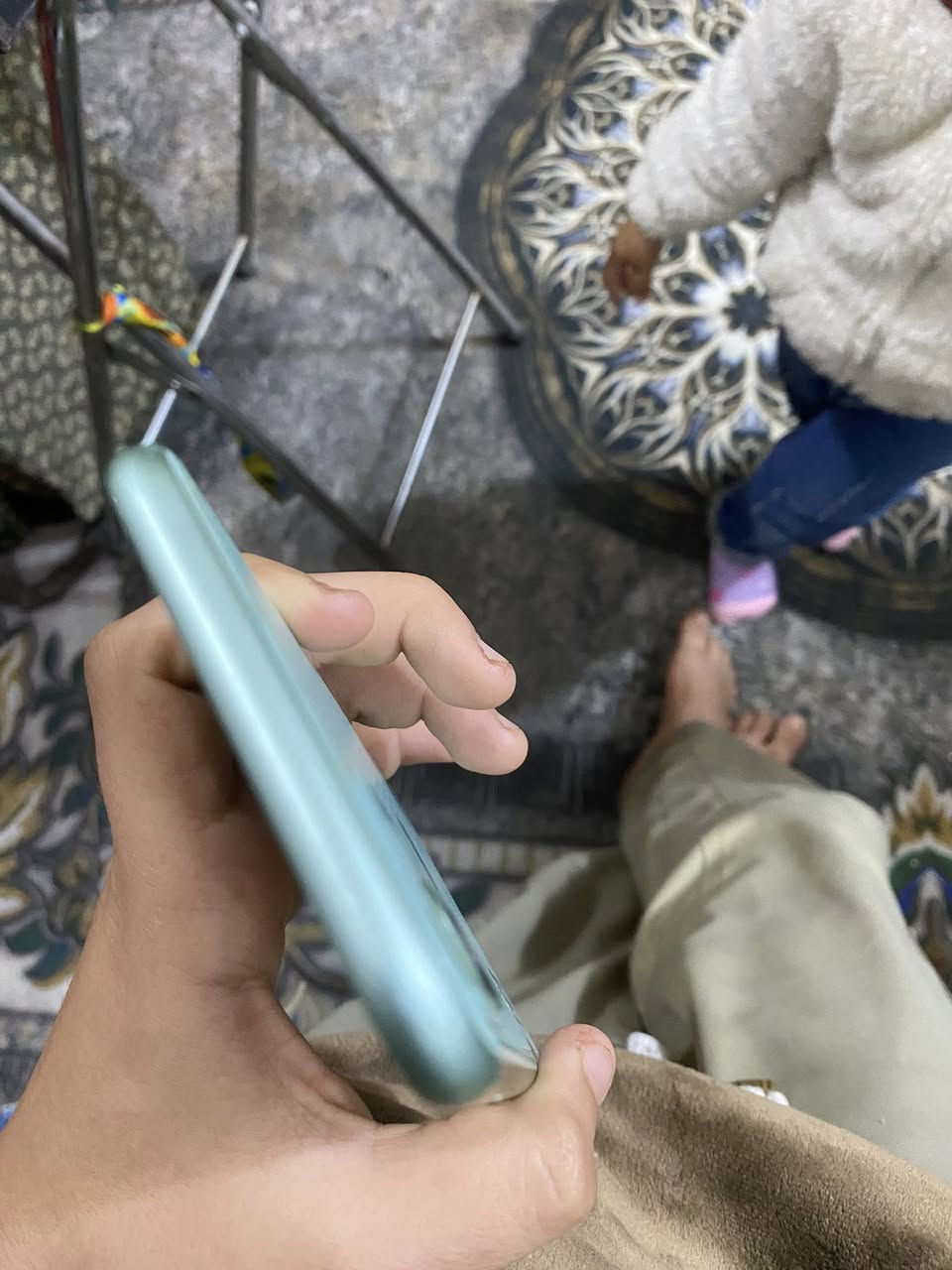 11 عادي مبدل بطاريه نضيف مراوس ب14/15 برو ماكس مبدل بطاريه ونطي فرق 470 الى500 الي عنده يراسلني واتساب*********** في النجف الاشرف
