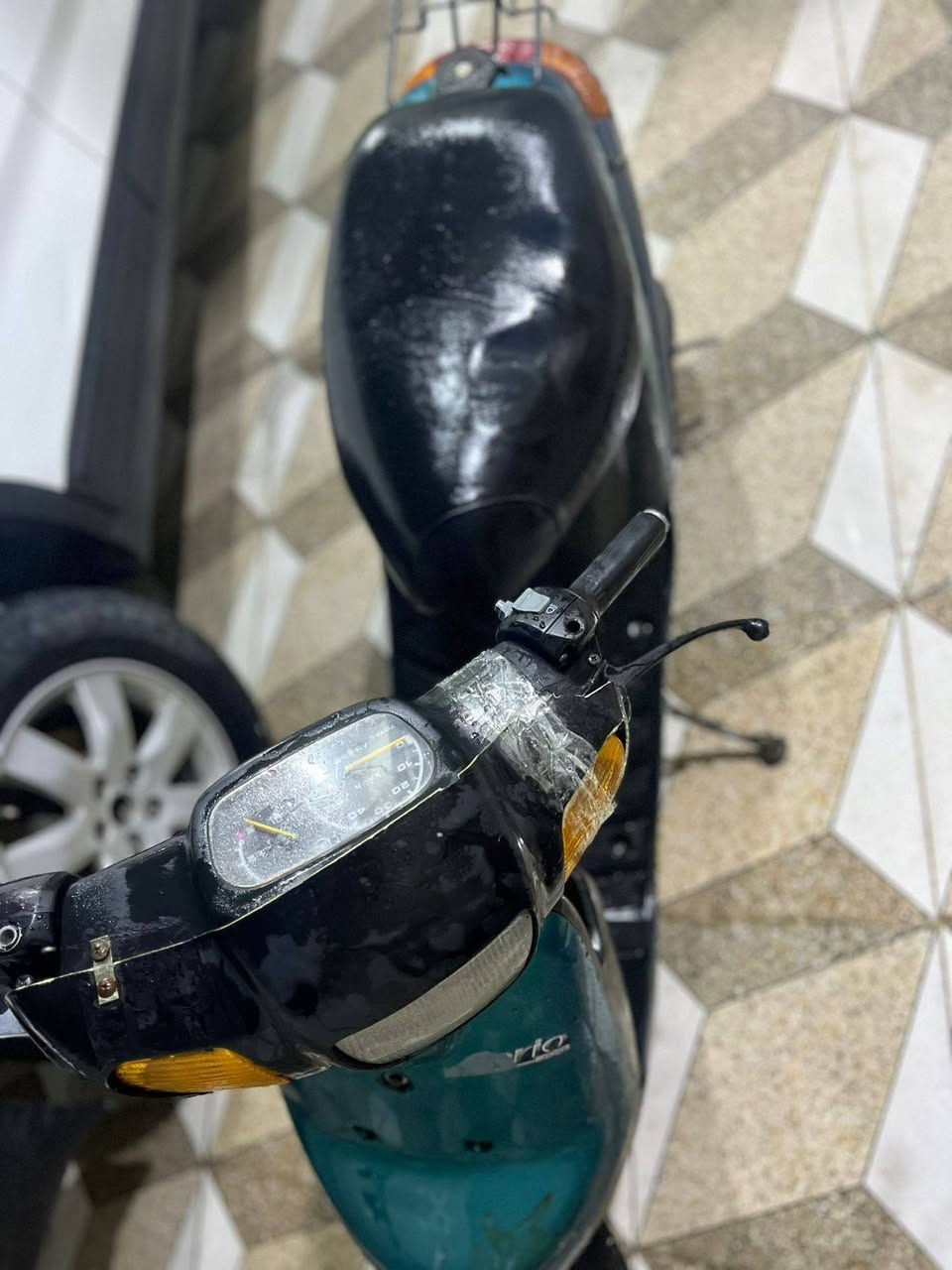 سلام عليكم  دراجه للبيع 
المكان القرنه  رقم ***********
