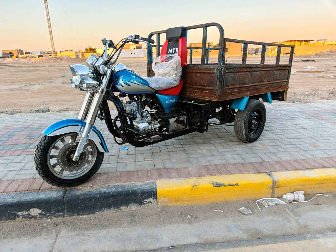 اقررره المنشور قبل لا تتصل
سلام عليكم MTR للبيع موديل 2015 تعمير 25 اووراق اصولي  ركبه كفاله مكينه جبرين 25 مقدم جديد و دبلات 25 اكسن جمره مقفل  تايرات جدد جوبلس بدي كلشي مابي نكره سلف دبلات جديدات شغاله كهربائيات كله جديد وشغال مكاني (( الرميثة)) رقمي ***********
