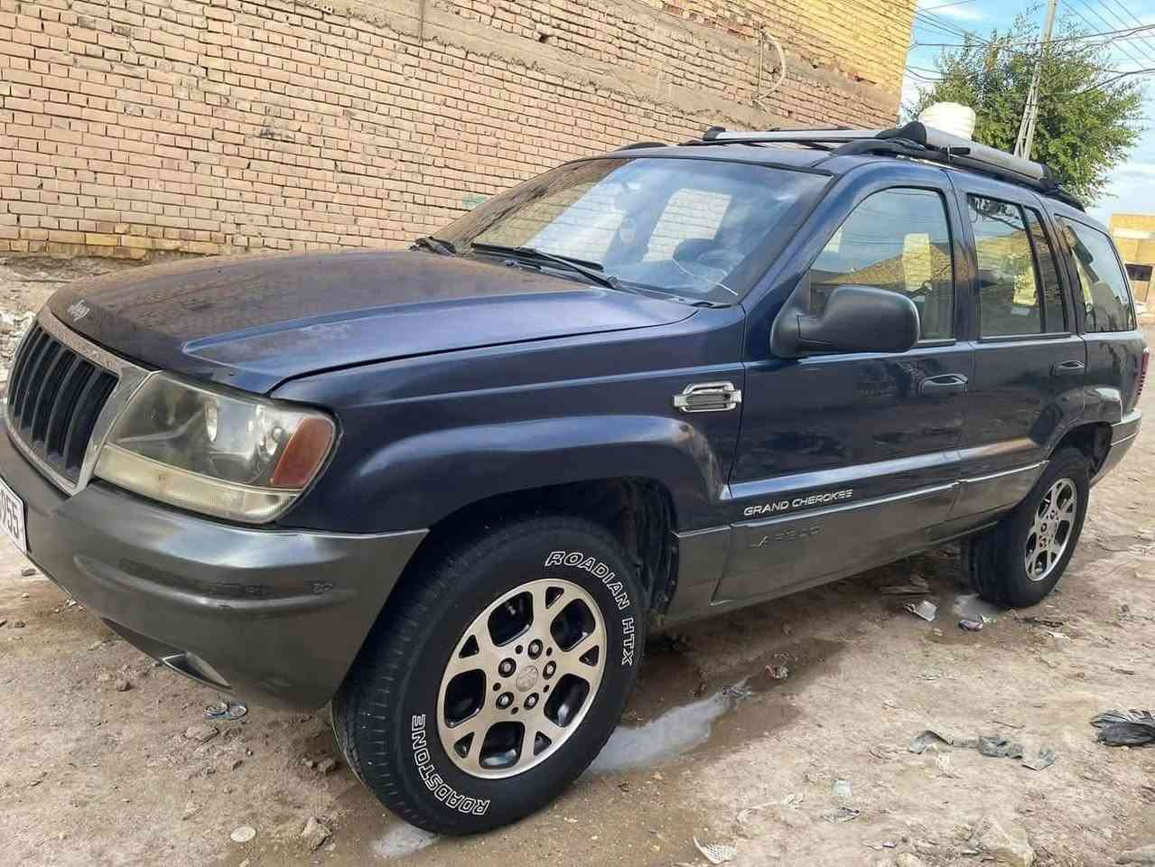 جيب كراند شيروكي مديل 2000 مشروح وطني سياره بسمي سنويه بسمي كير محرك تبريد كهربائيات حماوه  كله واحد على واحد  مشيها حلو وسحبها مرتب  بيها  نواقص    خفيفه وبسيطه  تجي وافهمك او خابرلي  عنواني بل بصره القبله سعره 75ورقه. ومجالها بسيط  ***********
على فكره  بل واقع احله
