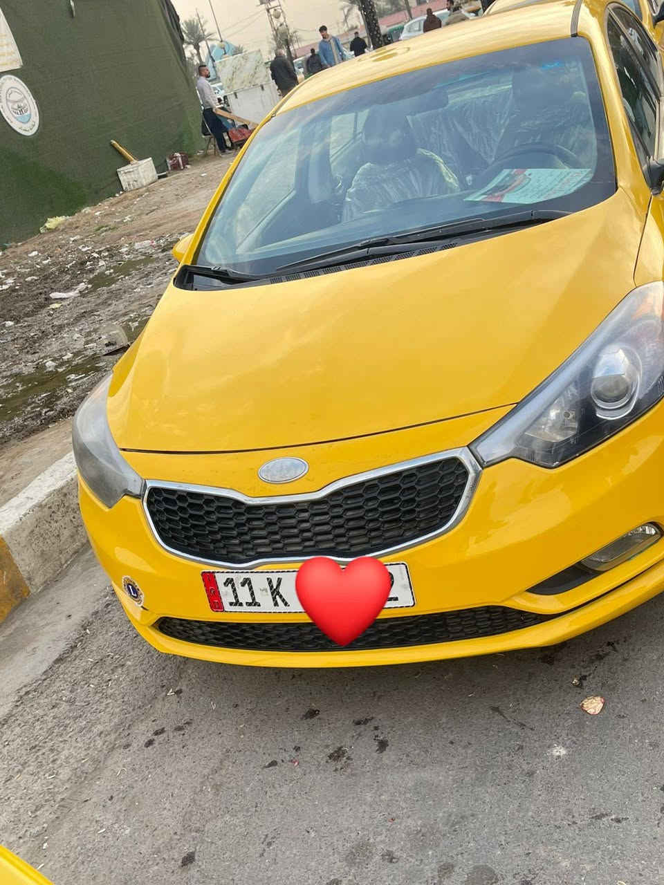 السلام وعليكم كيا فورتي 2015
حادثة جاملغ بدون دواخل شاصي لغد كفالة 
مكينة وكير مكفولات مكينة 1800 دوش 
السعر 109 وبيهة مجال بصيط العنوان بغداد الرصافة 
***********
