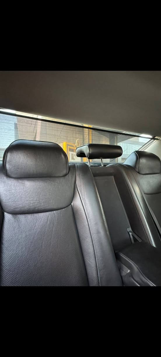 سلام عليكم
اوباما 2017 
C300
كلين تايتل 
بنوراما 
خزن مميوري 
تدفئه وتبريد بالكشنات 
برده خلفي
استيرن كهربائي
رقم أربيل الجديد سنوية جديدة  
المحرك 3600
كير ومحرك شرط
مواصفات ال c فول مواصفات 
سيارة  بيها مكانين تعديل بارد  
باقي السيارة كفالة عامة وشرط من الدعامية لدعامية
تخم تأير جديد 
مكان السيارة بغداد الغزاليه أو المنصور 
شرط التحويل
*********** 
*********** بغداد, العراق
