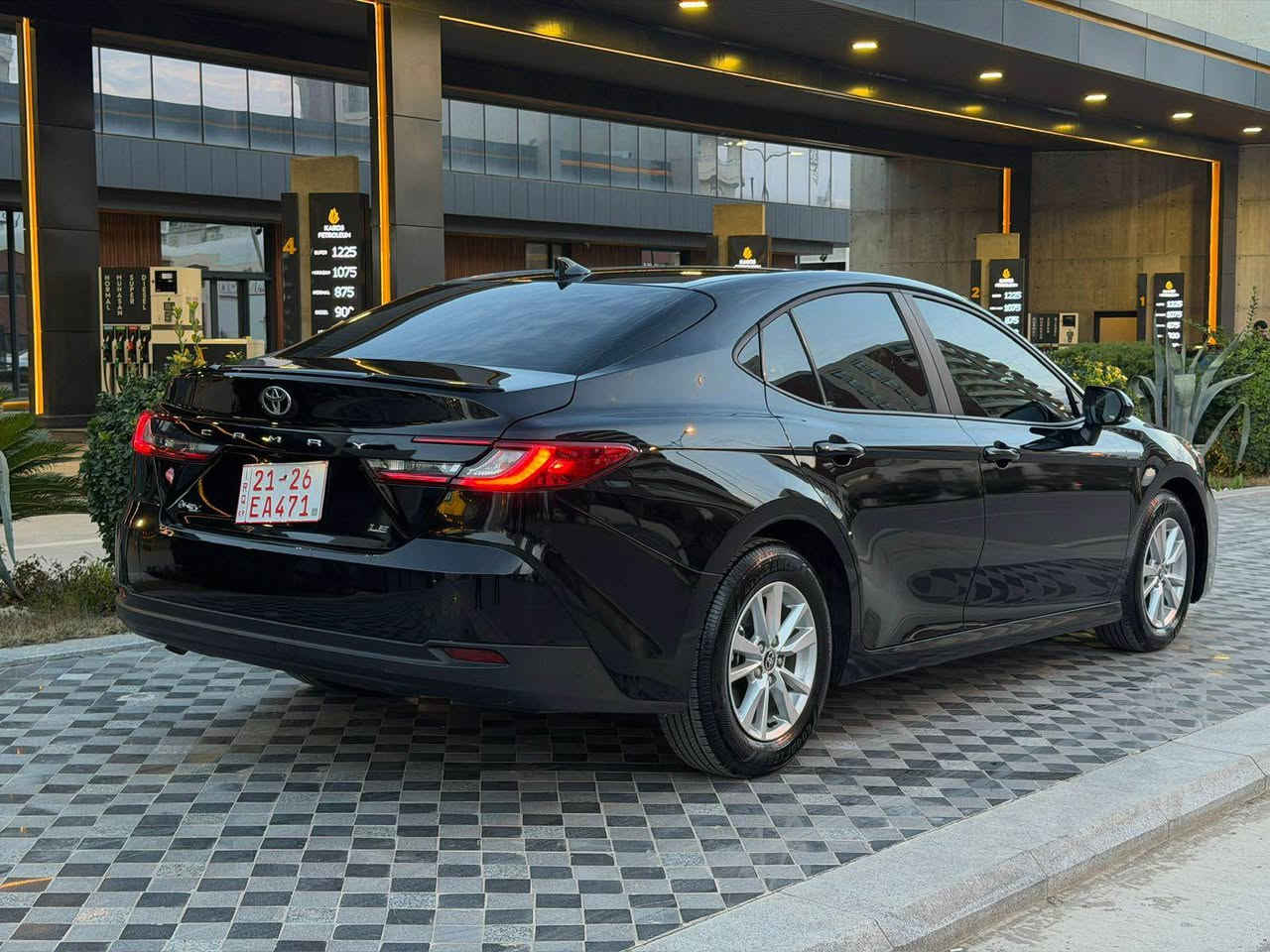 تۆیۆتا کامری 2025 Le ئەمریکی شکل جەدید، هایبرێد
رۆشتن: 5 هەزار
مواسفات( بەسمە، وارلێس چارت، ڕاداری پێش و دواوە، خەتی جادە، ئوتو برێگ، سێ مۆد، ئۆتۆ هۆلد، کوشن کارەبایی، تەبرید مەرکەزی، ئاواێنە رادار و بەگلایێد…. هتد)
بۆنیت بۆیاغ، بەبێ ناوگرتن.
هەموو شتی  بەشەرتە
ژمارە کاتیە و سێ مانگی لەگەڵە.
شوێن سلێمانی.
شانسی:4T1DAACK6SU103917
نرخ: 225
‏***********
واستئاب السليمانية, العراق
