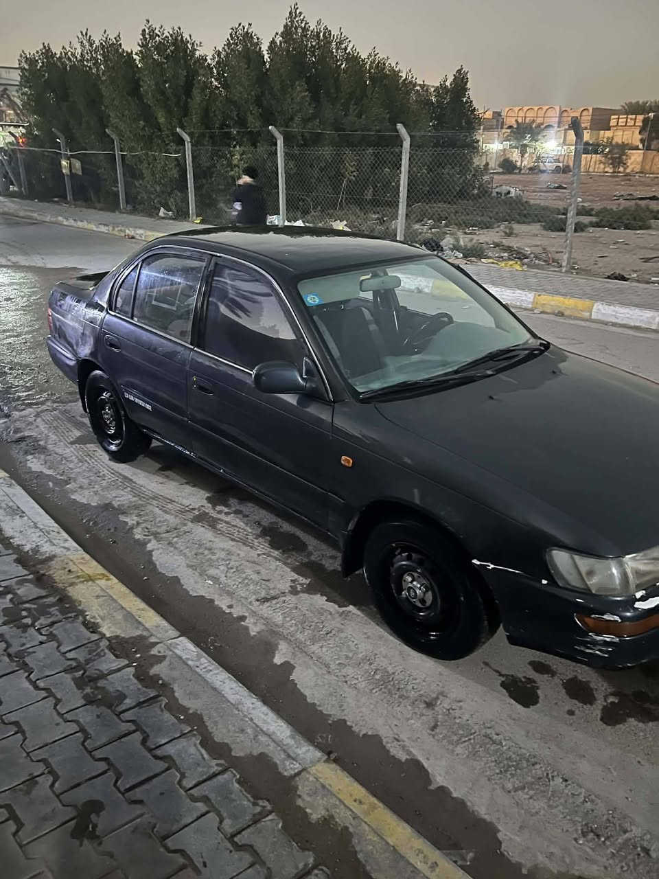 سلام عليكم
للبيع 
كورلا ١٩٩٢ (يسره بلاد) 
رقم بغداد 
مصبوغه عام 
تخم تاير جديد 
صدرامامي جديد 
للأستفسار: ***********
عنوان سيارة واسط كوت  (السعر 60) وبيها مجال
