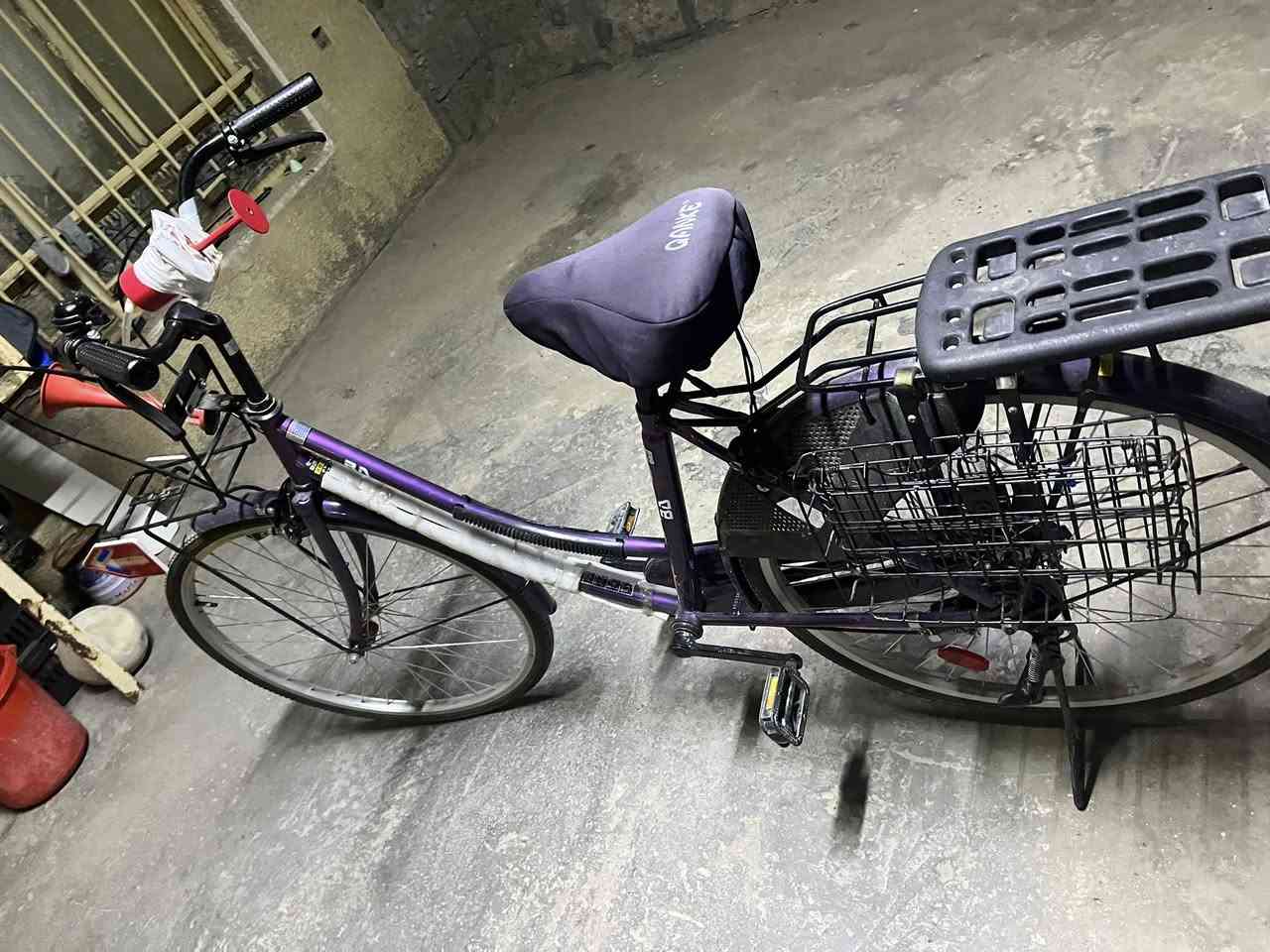 السلام عليكم باسكل بناتي للبيع موديل 2021 الله شاهد نضيف سعره 120 بدون جمزه مع جمزه ١٤٠ يشتري يخابرني 
العنوان بغداد بلديات الصحفيين قرب حسن وحسين 
رقم ***********
