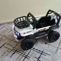 للبيع مستعمل الشهر فقط  سيارة شحن اطفال  السعر ٨٠ الف  07769897223