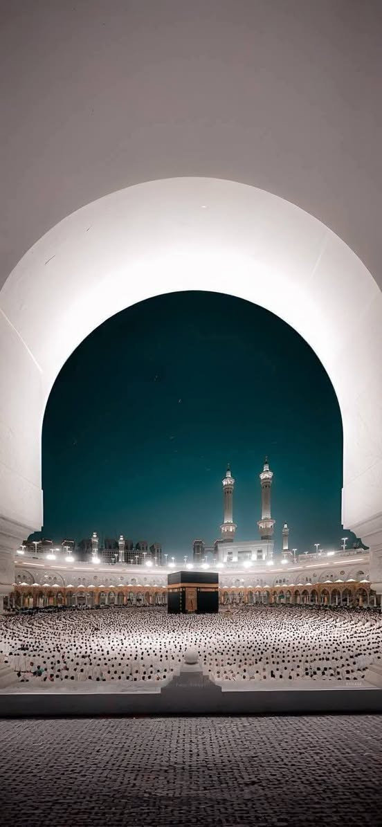 سيتم ارسال الجوازات مساء هذا اليوم اغتنم فرصتك وارسل جوازك لتكسب عمرة شهري رجب وشعبان برا وبسعر مناسب 850 الف دينار للاستفسار *********** 
ابو محمد الدلفي
