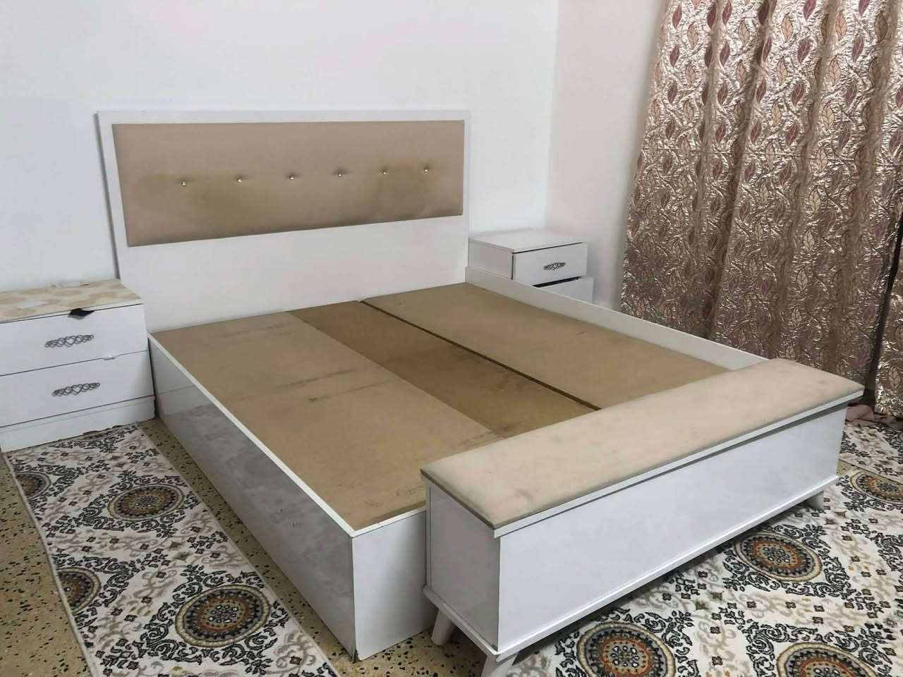 ‎غرفة نوم لبيع اخو الجديد 7 قطع سعره 450 وبي مجال شراي خابر ع رقم ***********‎ كركوك, العراق
