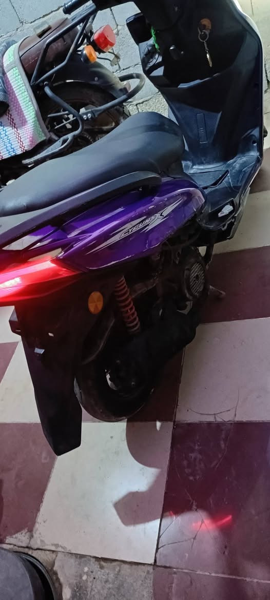 دراجة للبيع السعر 350 وبيها مجال عنوان كربلاء أمن الداخلي رقمي ***********
