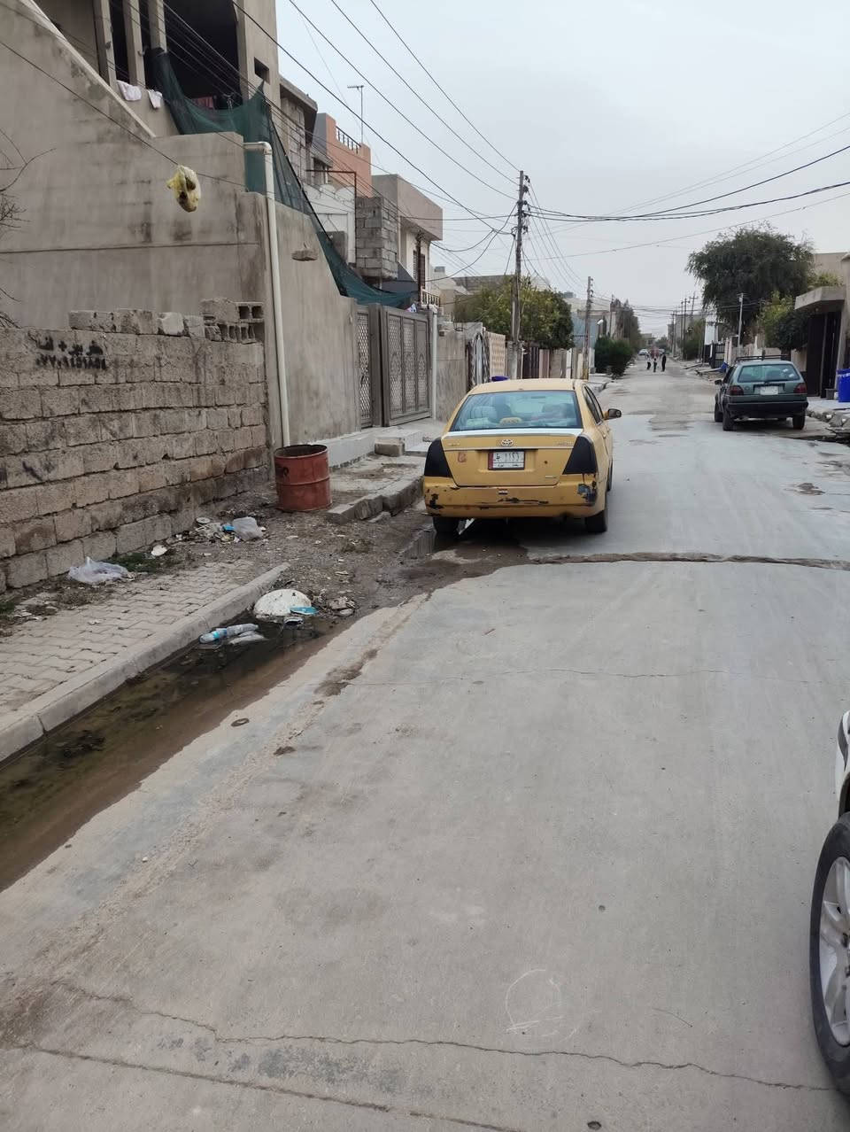 قطعه ارض للبيع طابو صرف 
المساحه 150 متر الواجهه 7,5 في 20
موقع حي الأسرى مقابل جامع المعراج مكان مميز 

السعر الاتصال ***********
او مراجعة مكتب القاسمي للعقارفرع2 عنوان المكتب حي العسكري قرب جامع المعراج
