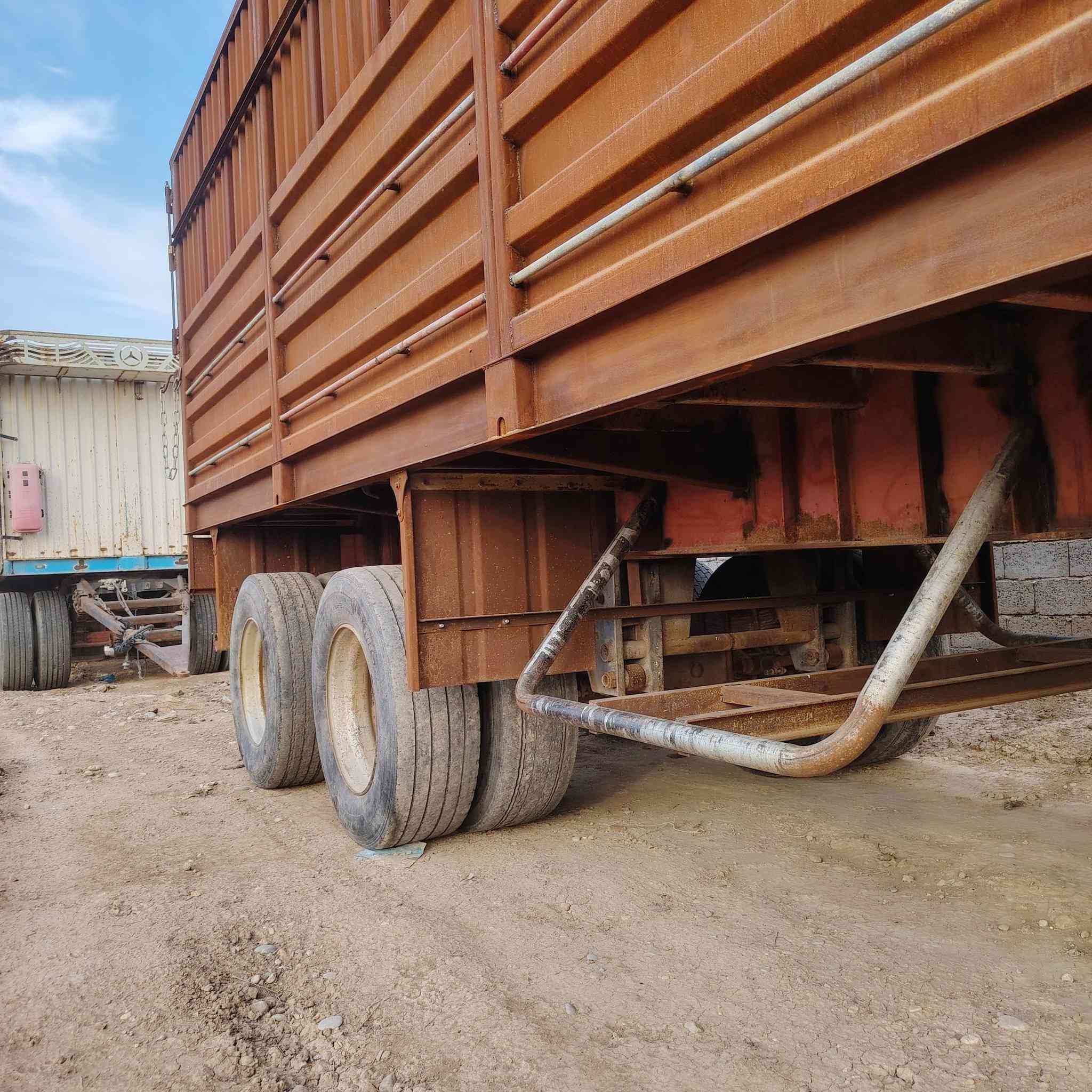 عربانه للبيع طول ثمانيه ونص 
***********

***********
