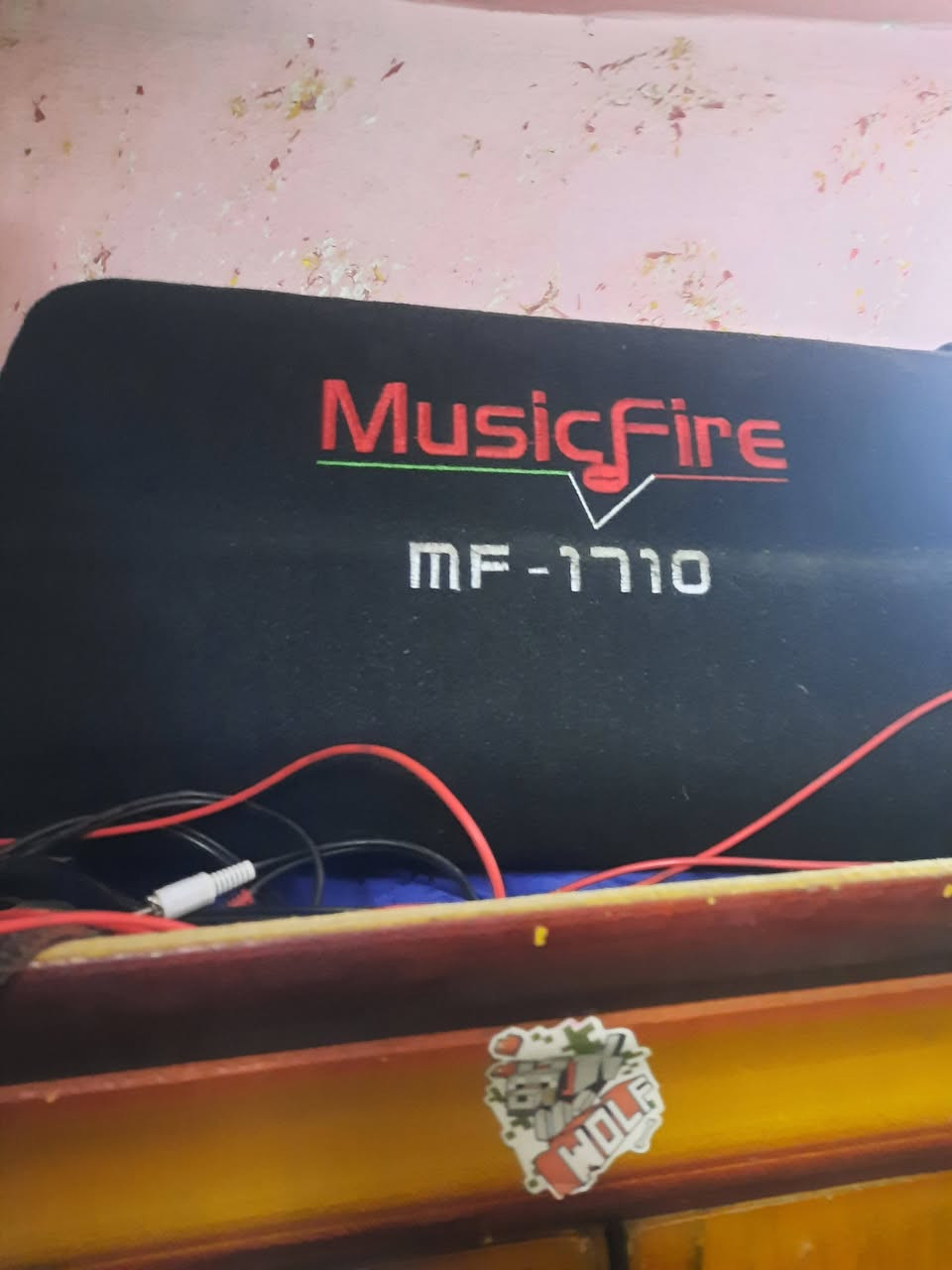 السلام عليكم دمام الحجم الكبير السعر ٣٠الف بدون بلوتوث عل مسجل ينربط الرقم بس واستاب *********** الحبيبيه
