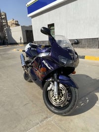 هوندا • ٩١٩ • فبريكه