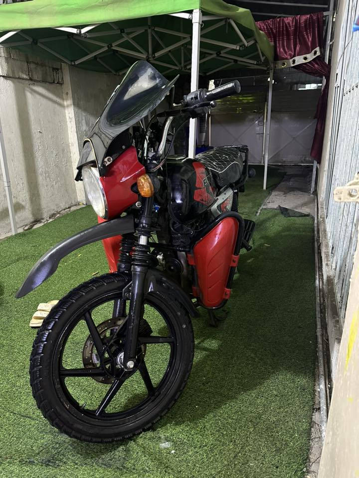 بوكسر 2021 مكينه خيط تبخير كهربائيات شغاله نكره سلف لايت زنون عالي ناصي دبلات وماشه عدلات بدون عواج يرادلها ترتيبات خارجيه أوراق استنساخ أكاتبك عليها واكفلك سرقه وعشائر 
رايدها ب800
مكان الطوبجي ***********
