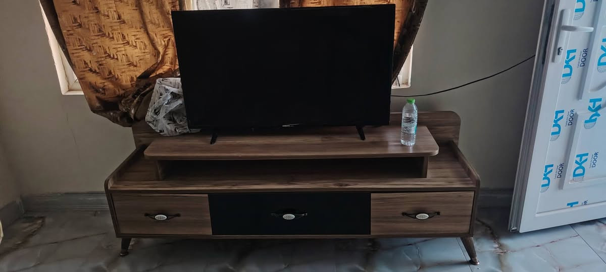 سلام عليكم هذني للبيع كله جديد بعدهن نضافه ١٠٠ بل ١٠٠ عنوان كركوك ***********
