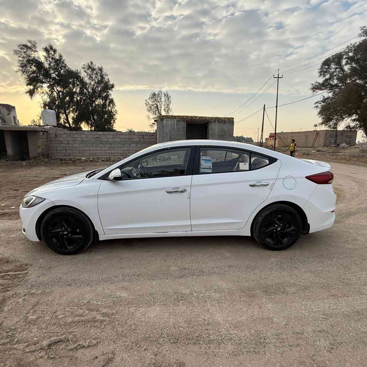 النترا موديل2017خليجي مكينه 2000دوش مامفتوحه ع شرط تخم تاير حداديه كله جديد سياره رقم مثنى انكليزي بسمي تحويل مباشر جاهزه من كلشي بيها رشات صبغ 3قطع سياره بدون تبديل  السعر125$وبيها مجال بسيط مكان الرميثه غير متواجد ع نت اتصال ***********
