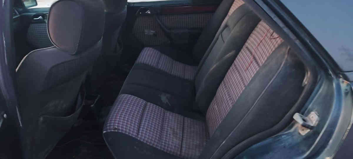 سلام عليكم للبيع مرسيدس دب محرك بطه 3000 موديل 86 قواعد دبل بلاد تخم تاير جديد صدر جديد رقم اربيل بدون خياسات بدون ضربة كهربائيات كله يشتغل
سعر 43
عنوان كلار لتواصل ***********
