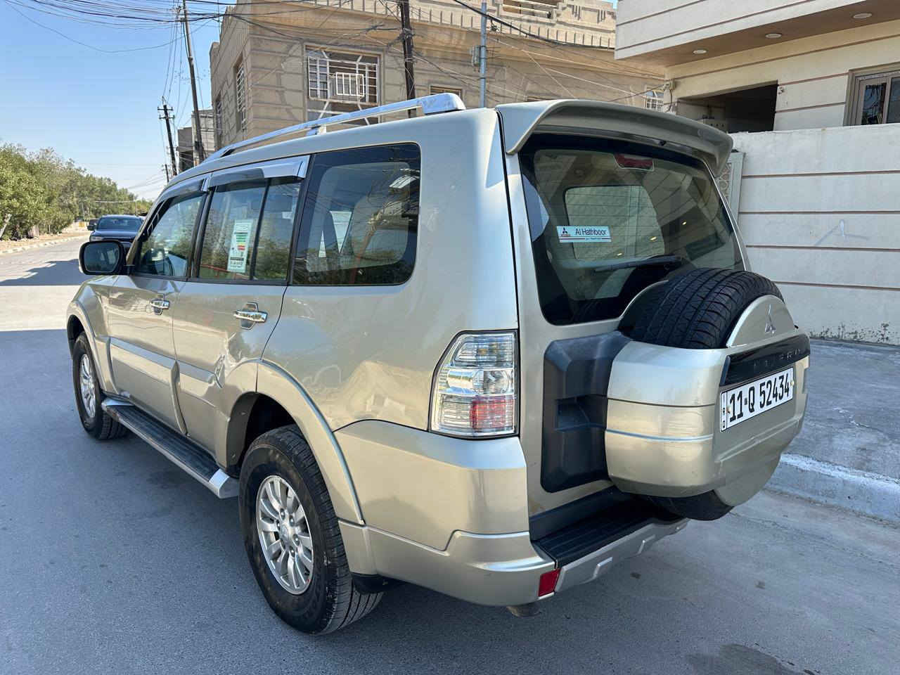 السلام عليكم سياره باجيرو موديل 2010خليجي مواصفات نص فول محرك كير صدر تبريد تخم تاير مكفولة رقم بغداد بسمي سياره جاهزه حلوه كلش العنوان بغداد الامين شارع نواب سعر 115$بيه مجال بصيط النتصال ***********
