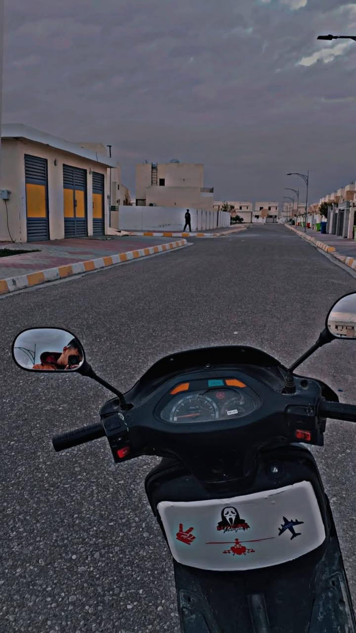 السلام عليكم للبيع فراشه ياماها المكان تكريت الجمعيه متواجد خاص متواجد عله رقم *********** سعر 300وبي مجال كلو شغال بس صالنصه رادله كعكه فقط
