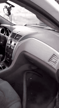 شوفر ليت ترافيلس موديل 2009 مكفولة من الصبغ والضربة والتبديل شراي اتصل...