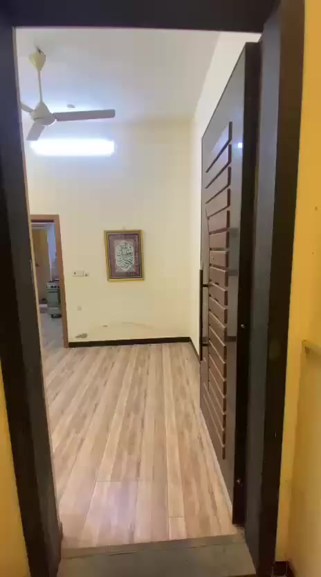 #للايجار_شقة ارضية تحتوي على غرفتين ومطبخ وصاله وخدمات الشقه مرتبه وبيها كاونتر كامل وسبلت ومجهزة بكم شغلة الموقع الاعظمية شارع قاسم خلف حديقة النعمان السعر 600 الف قفل للاستفسار ***********
