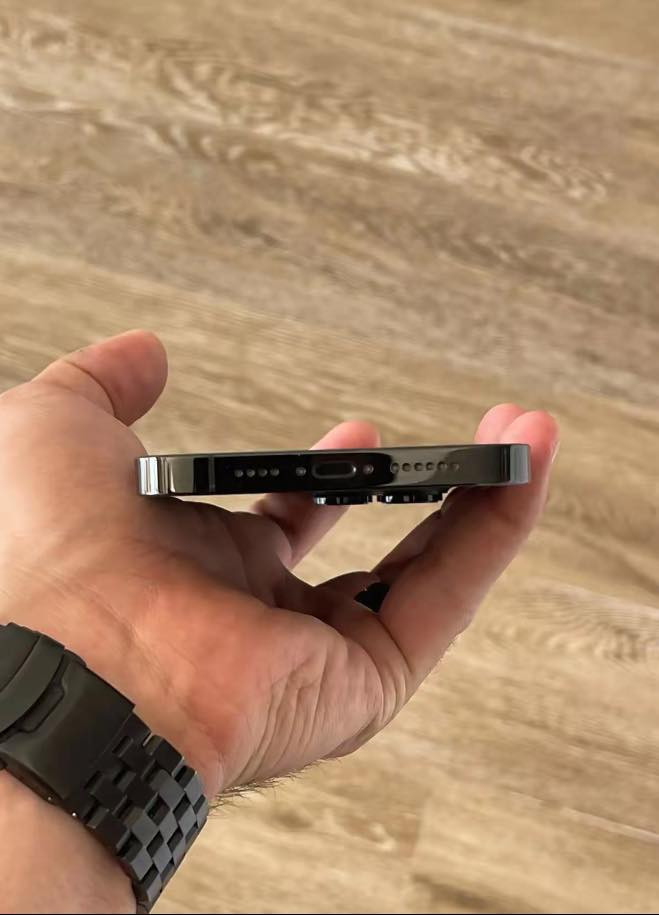 ايفون 14  برو ماكس  مستعمل استعمال طالبه سعر600 بطاريه٨٩ استفسار ‭٠٧٧٨ ٠٥٤ ٧٨٩٧‬
