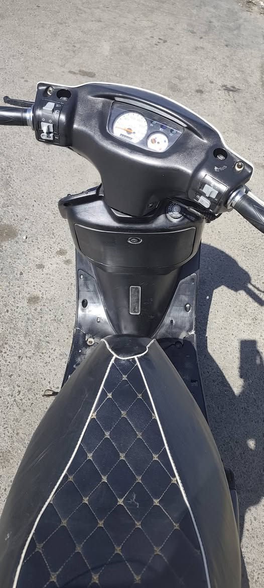 فراشه  140
معدل وسرعه  فول
وحرك كلش حلو وناعمه دراجه
سعر 325 
كلشي شغال بيها بس نقص سلف وباتري وقف صندوك
مابيه كفرات هيج ابيع شوف العين 
العنوان بصرة شارع الوفود
ويذا اكو مراوس ايفون 13كون نضيف نتراهم
واتساب ***********
