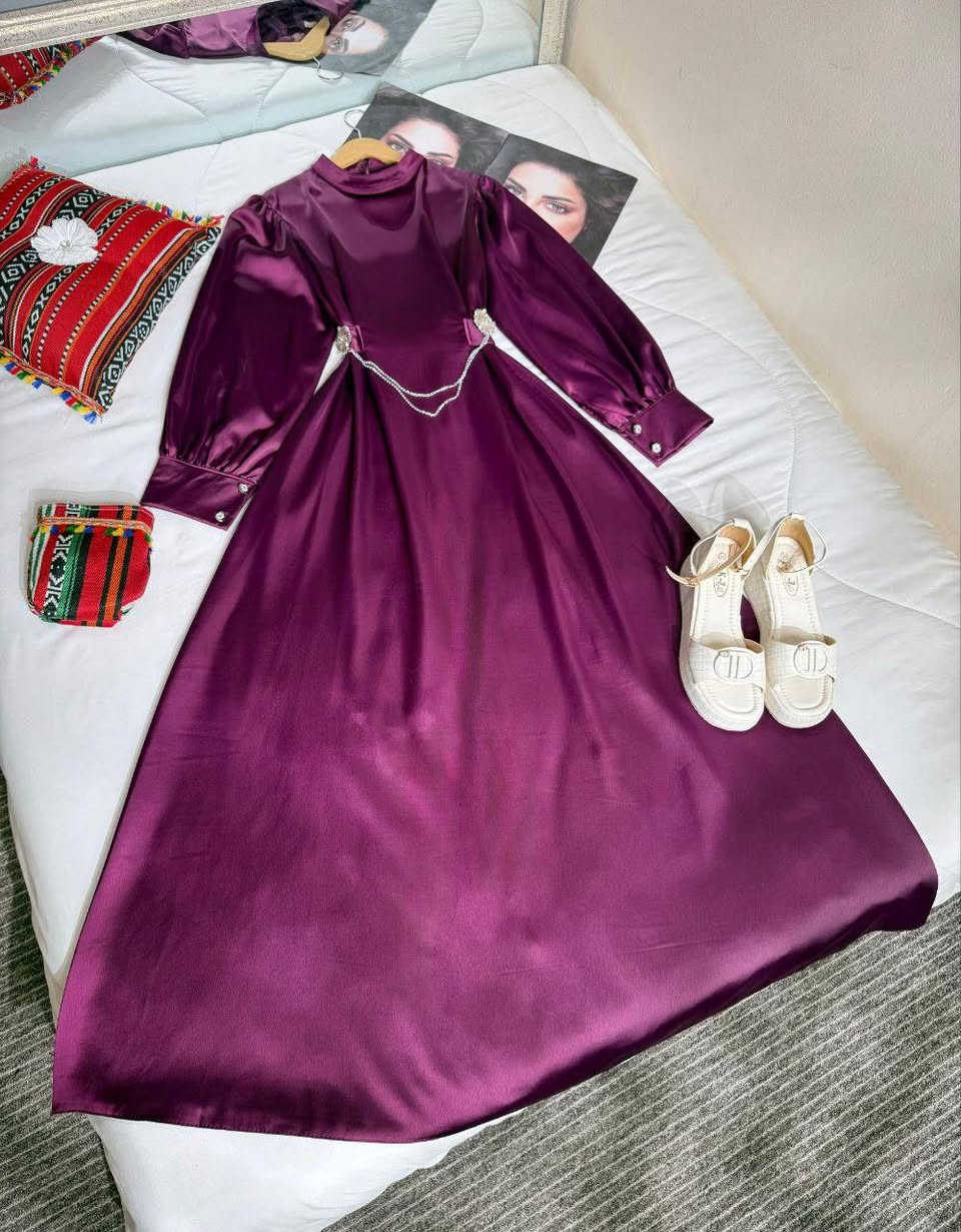 فستان العيد❤‍🩹
السعر 35 الف فقط
خامة ستن زارة تركي
38-40-42-44-46-48


**إذا كنت صاحب هذا الإعلان وتريد حذفه لأي سبب، رجاءا أرسل رسالة إلى الدعم الفني**