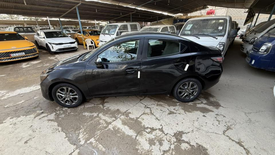 يارس موديل ٢٠١٩
مكينه 2000 فول مواصفات بصمه تحكمات 
حلوه السياره مامخلي كل نقص بيها 
الضرر بيها بطرف البنيد وبيها حالوب ناعم كلش تجي وتشوف بعينك وبيك خير وتدلل 
سياره معوقين بشهر الربع سنه الجديده تخلص حره تريد وكاله وتريد مداور السعر 80 وبيها مجال
التواصل ‭٠٧٨٠ ١٢٩ ١٤٦٥‬
