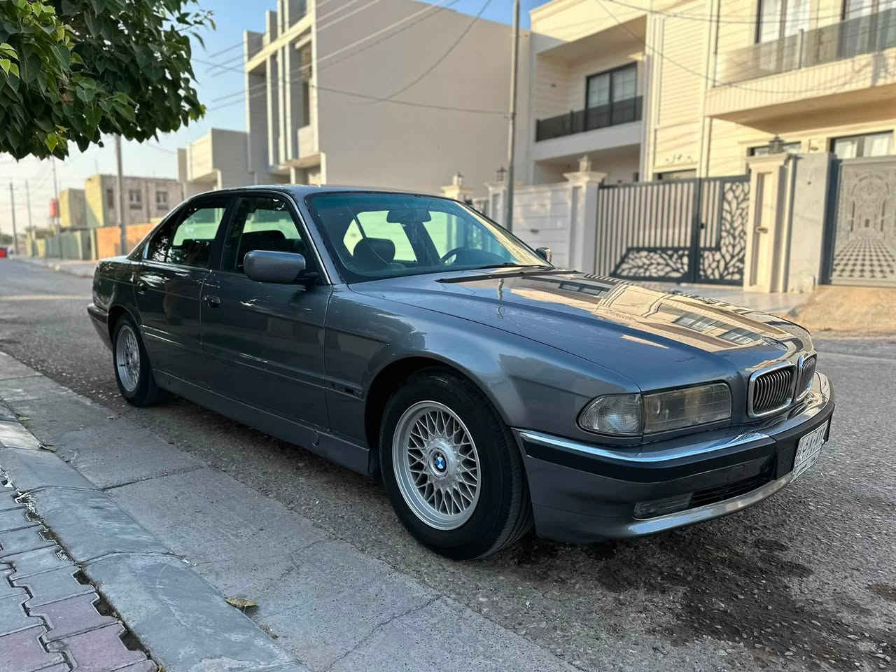 بيئم 730 محرك 40 هوه وتفرعاته كامل وكير جديد وارد يابان كير محرك لوك صبغ جماليه جديد فول اوتوماتيك كوشن كهربا جام خزن تحكم مري رون ناصي ١٢٠ رون ٢ سيارة خير من الله تخم تاير رقم بغداد سنويه جديده لحد 2029 السعر 67 وبيها مجال السيارة مكانها خانقين لاستفسار ***********
