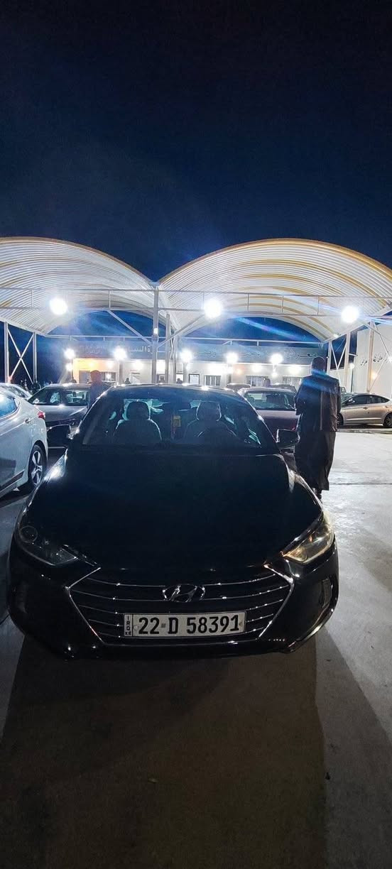 النترا 2017
نص فول سياره جديده 
كير محرك شرط 
شرط التحويل 
وترهم مراوس وترهم بمقدمه اقل شي 85
رقم الهاتف ***********
