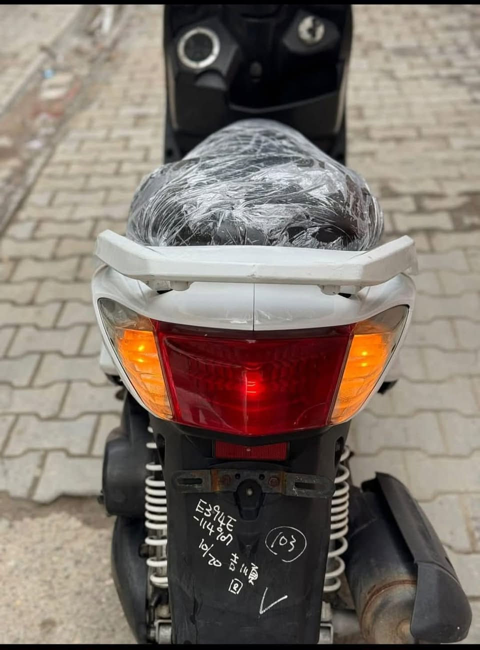 سلام عليكم دراجه سكنس فحل كابريتر
*********** بي واساب
