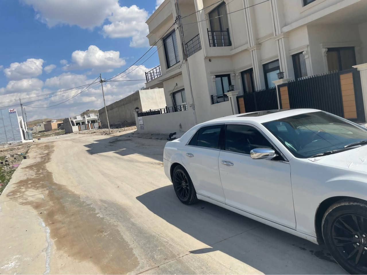 Obama موديل 2012 فول قبات 190 هةزار رويشتوا براوية مةكينة 3/600 كير تةيارة كير مةكينة تةبريد هةمو شةتيكةى بةشرت سعرى 70 ومجال *********** السليمانية, العراق
